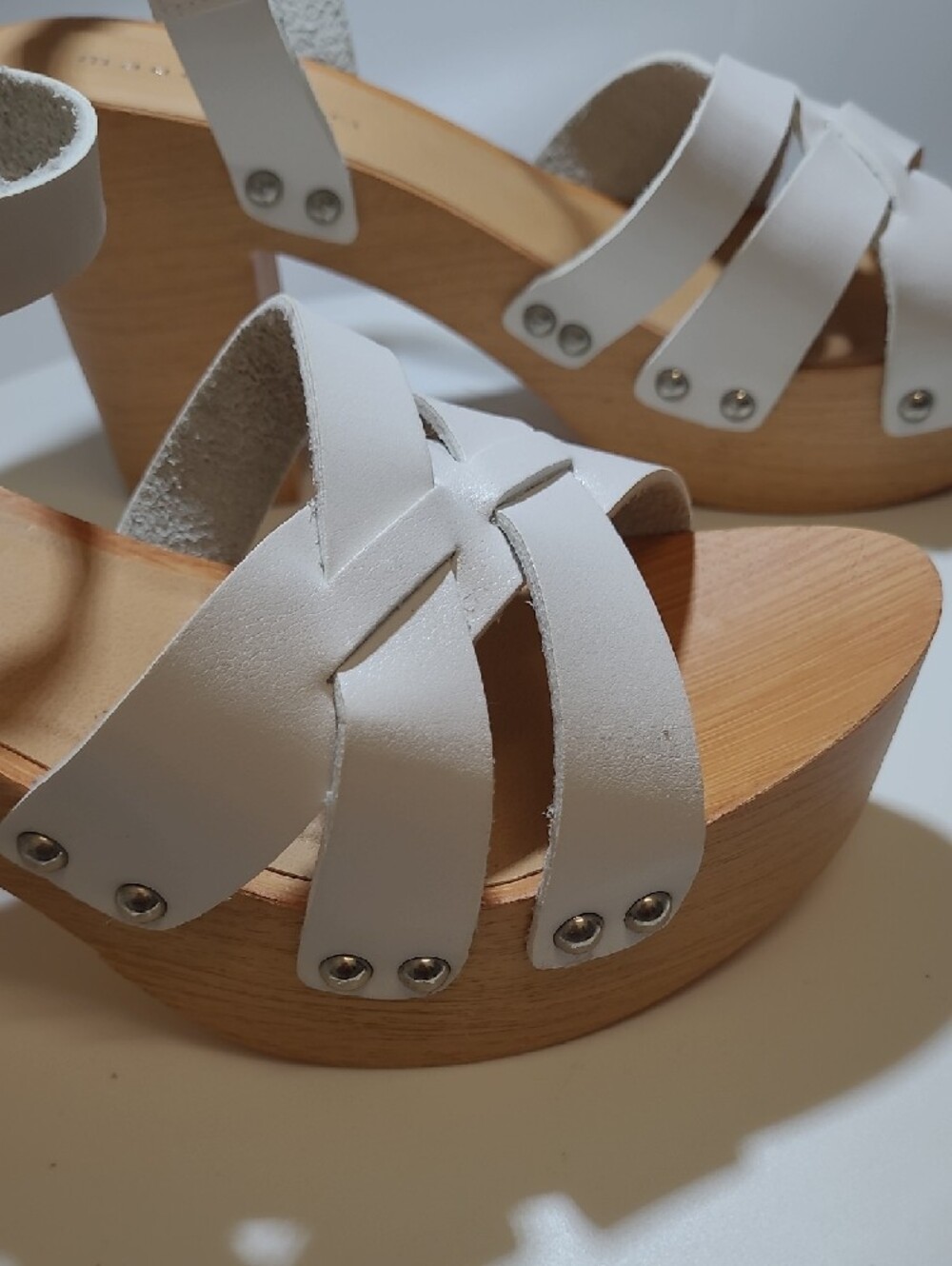 Madden Girl White Strappy 4 Inch Heel Platform Sandals